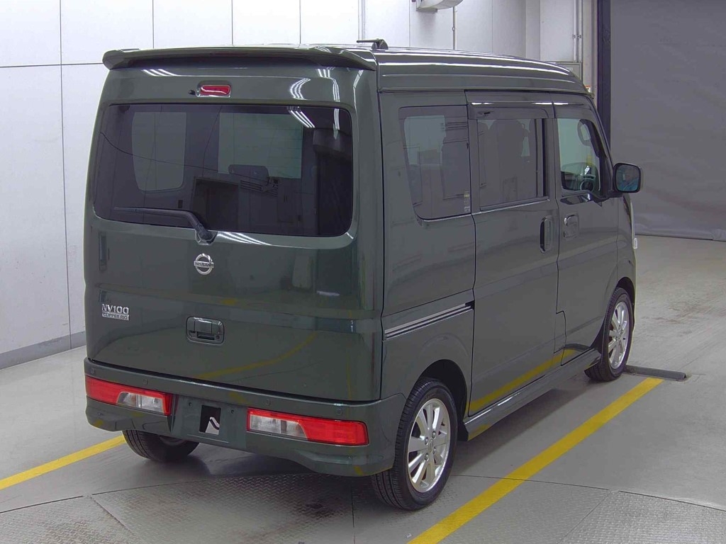 NISSAN NV100 CLIPPER