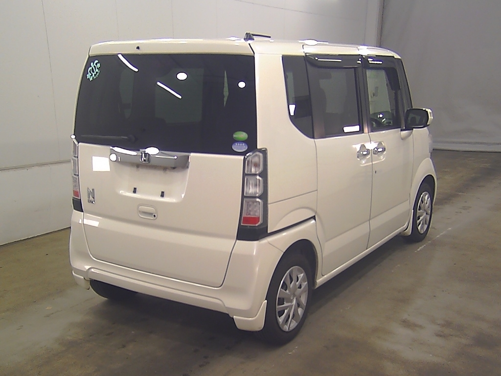 HONDA N-BOX