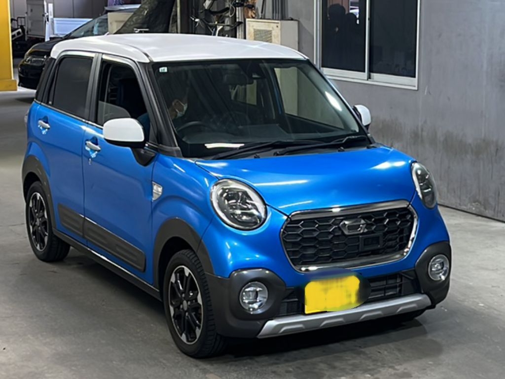 DAIHATSU CAST