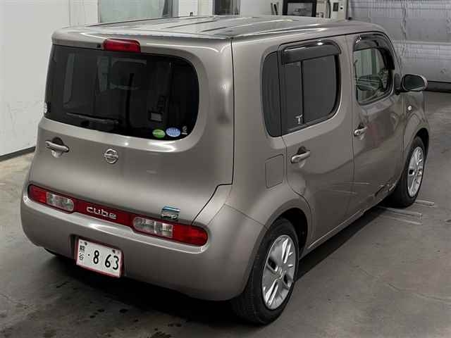 NISSAN CUBE