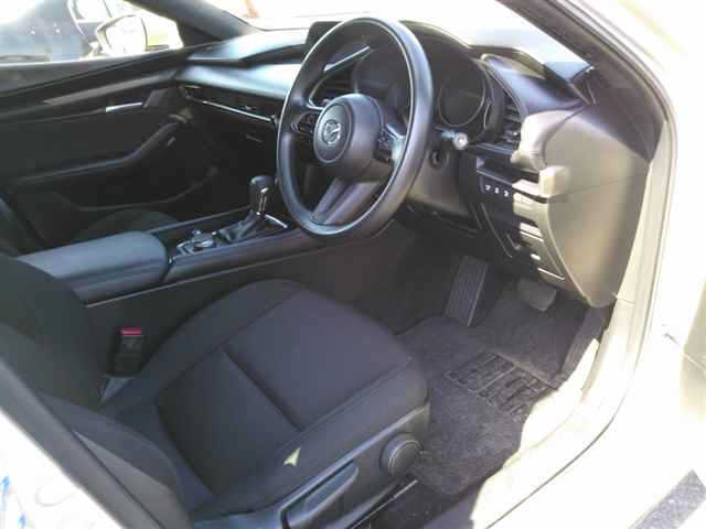 MAZDA MAZDA3