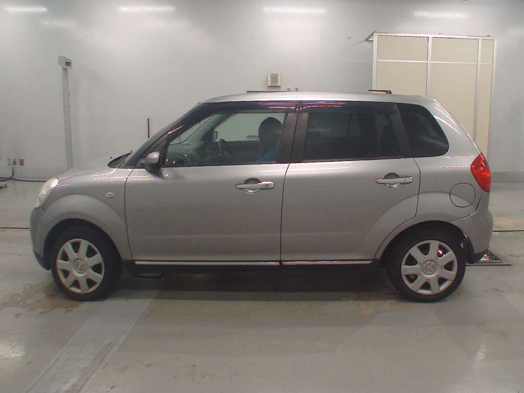MAZDA VERISA