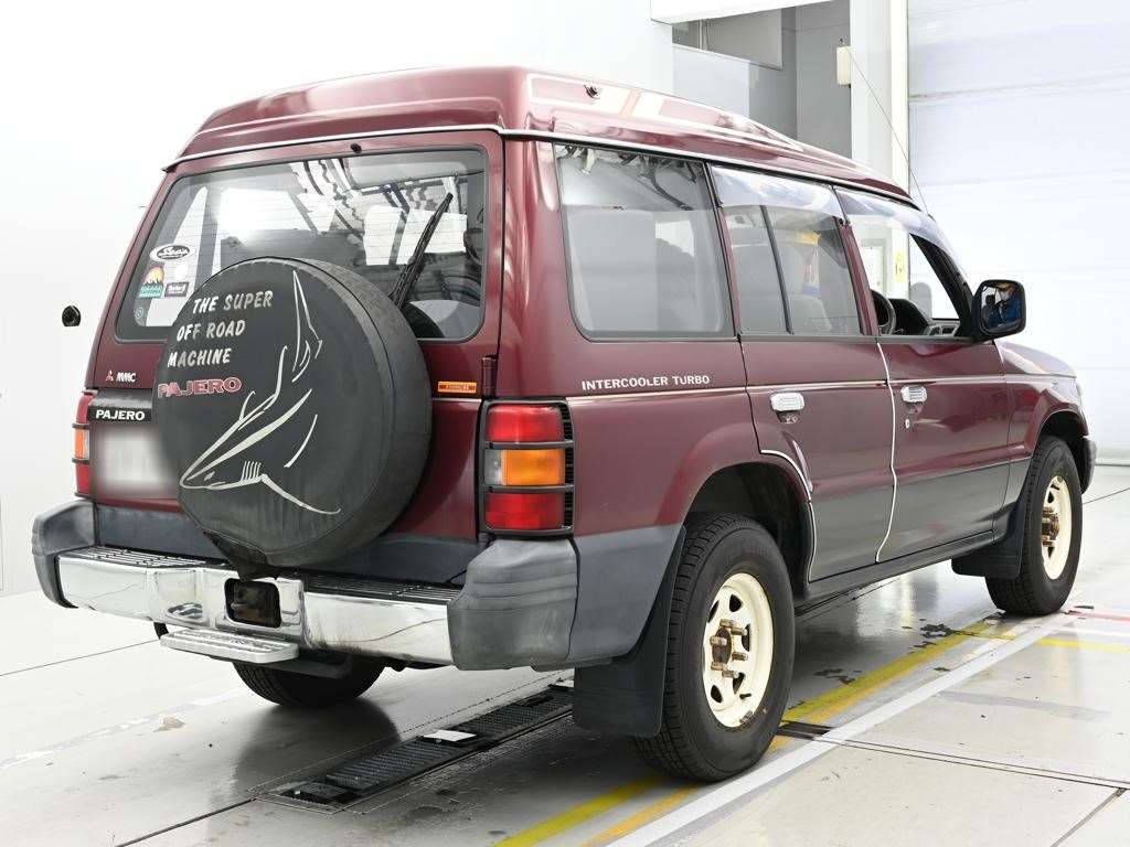 MITSUBISHI PAJERO