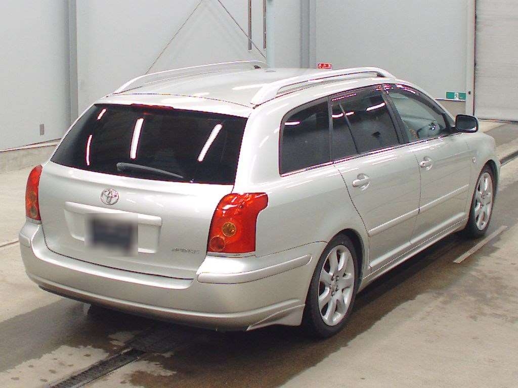 TOYOTA AVENSIS