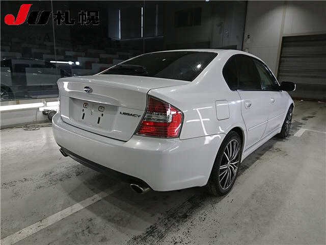SUBARU LEGACY B4