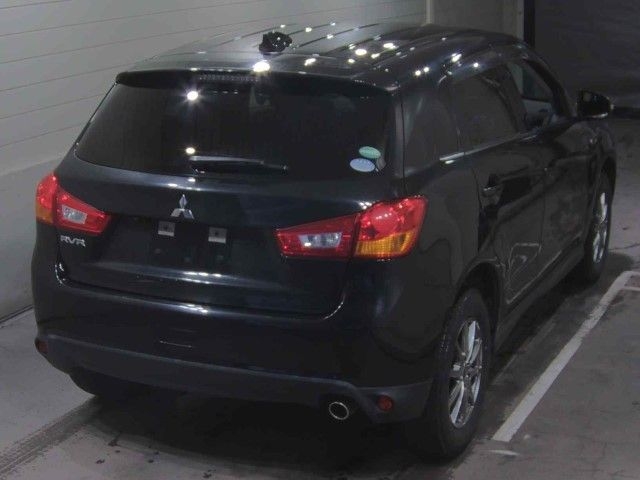 MITSUBISHI RVR