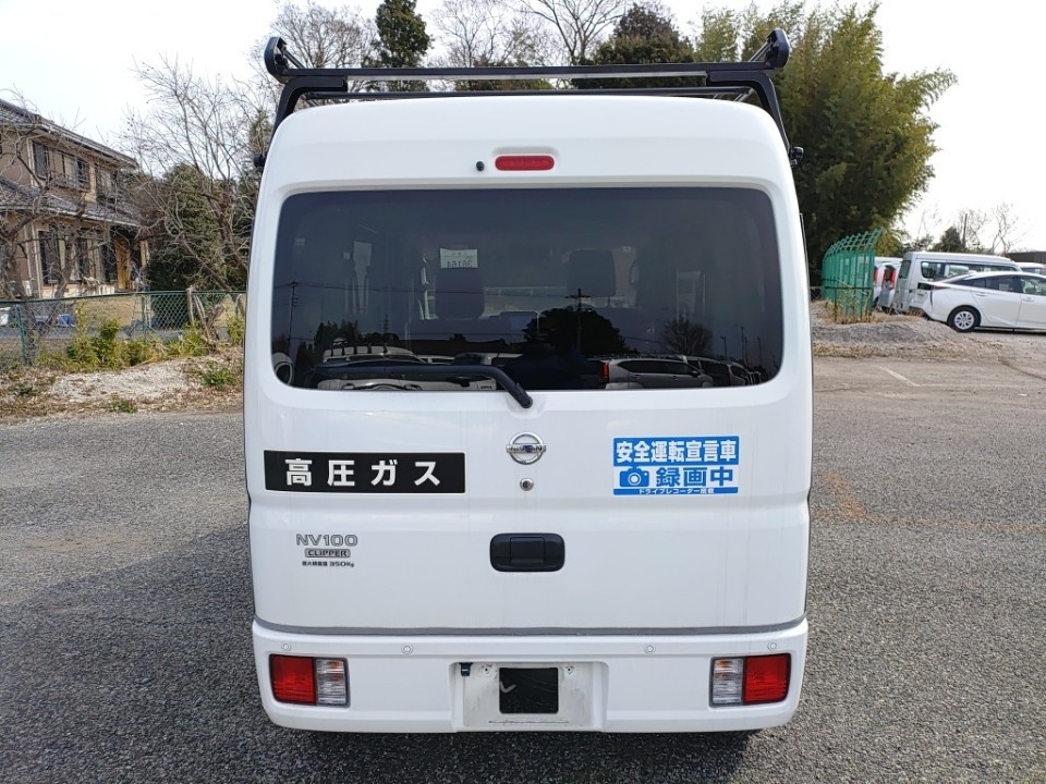 NISSAN NV100 CLIPPER