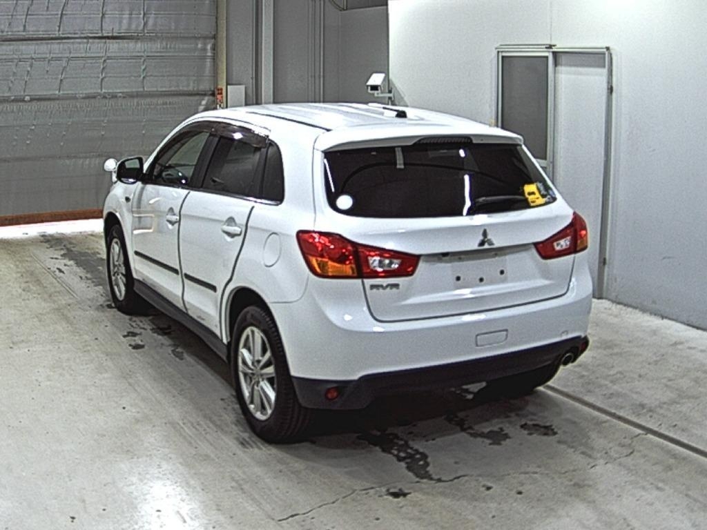 MITSUBISHI RVR
