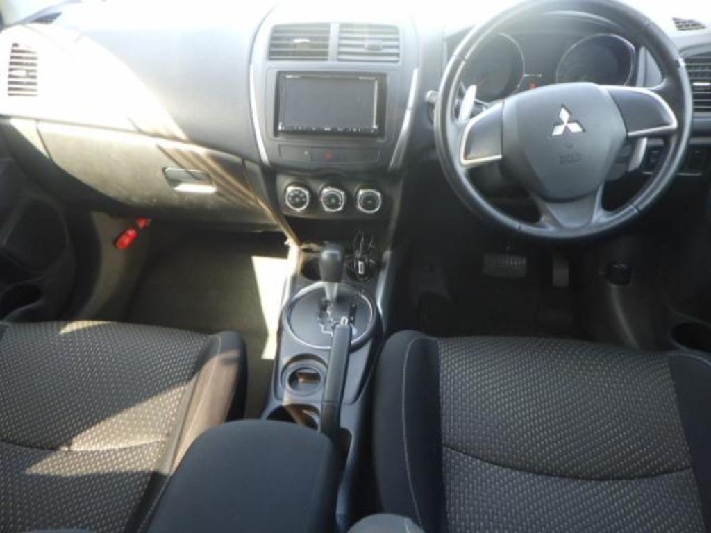 MITSUBISHI RVR
