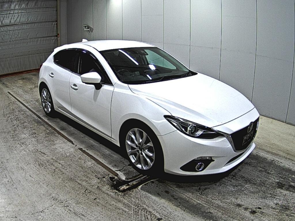MAZDA AXELA
