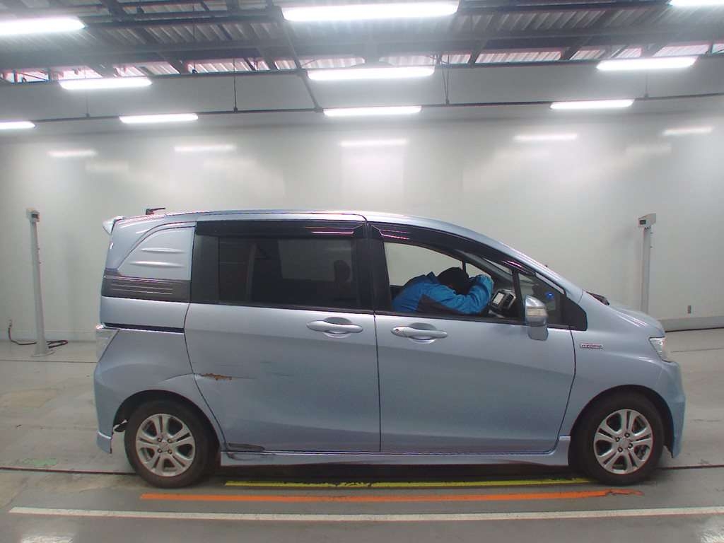 HONDA FREED