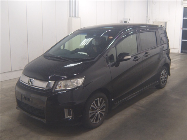 HONDA FREED SPIKE