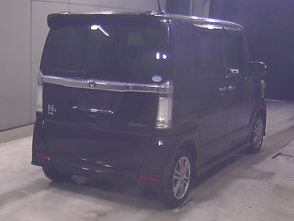 HONDA N-BOX+