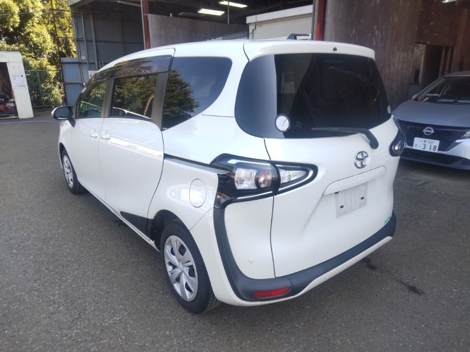 TOYOTA SIENTA