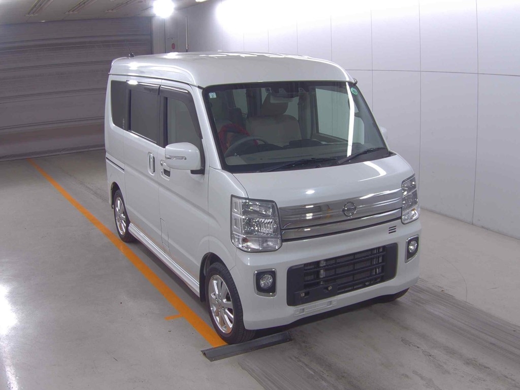 NISSAN NV100 CLIPPER