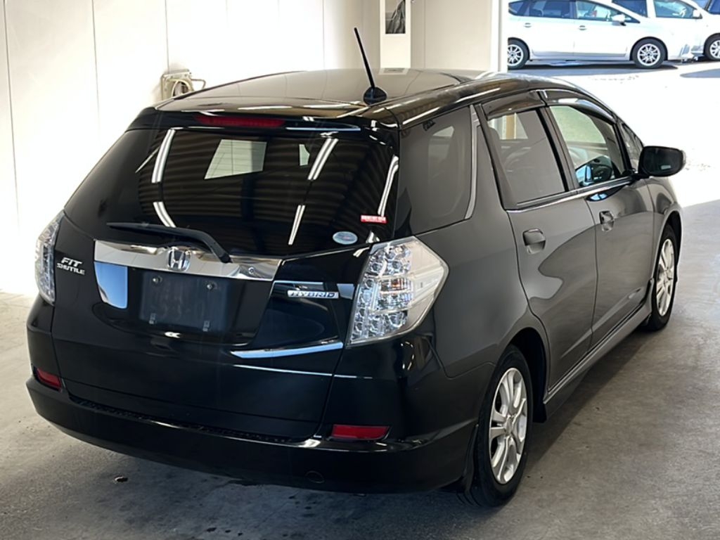 HONDA FIT SHUTTLE