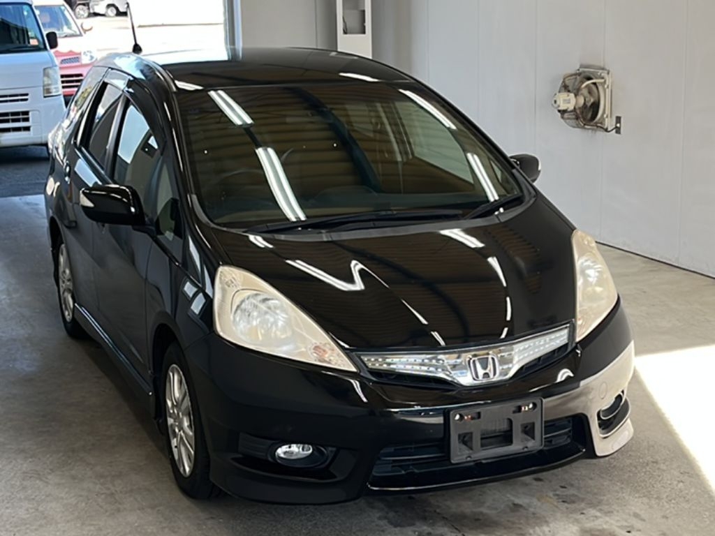 HONDA FIT SHUTTLE