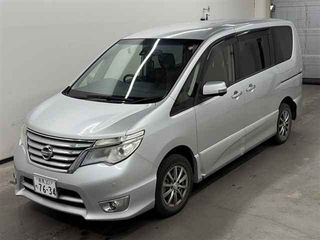 NISSAN SERENA