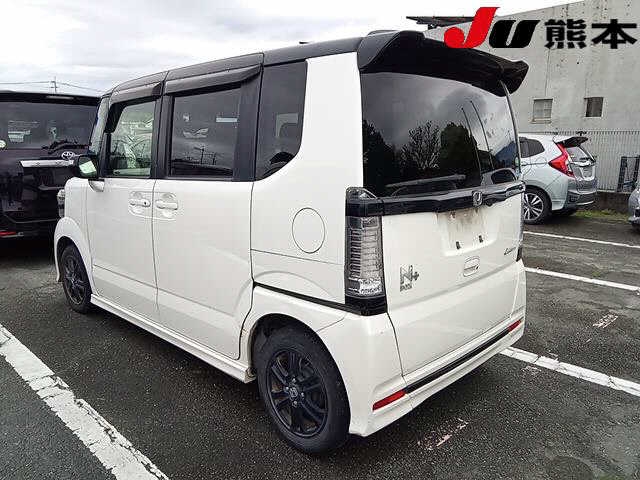 HONDA N-BOX+