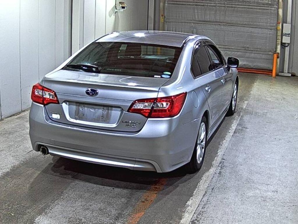 SUBARU LEGACY B4