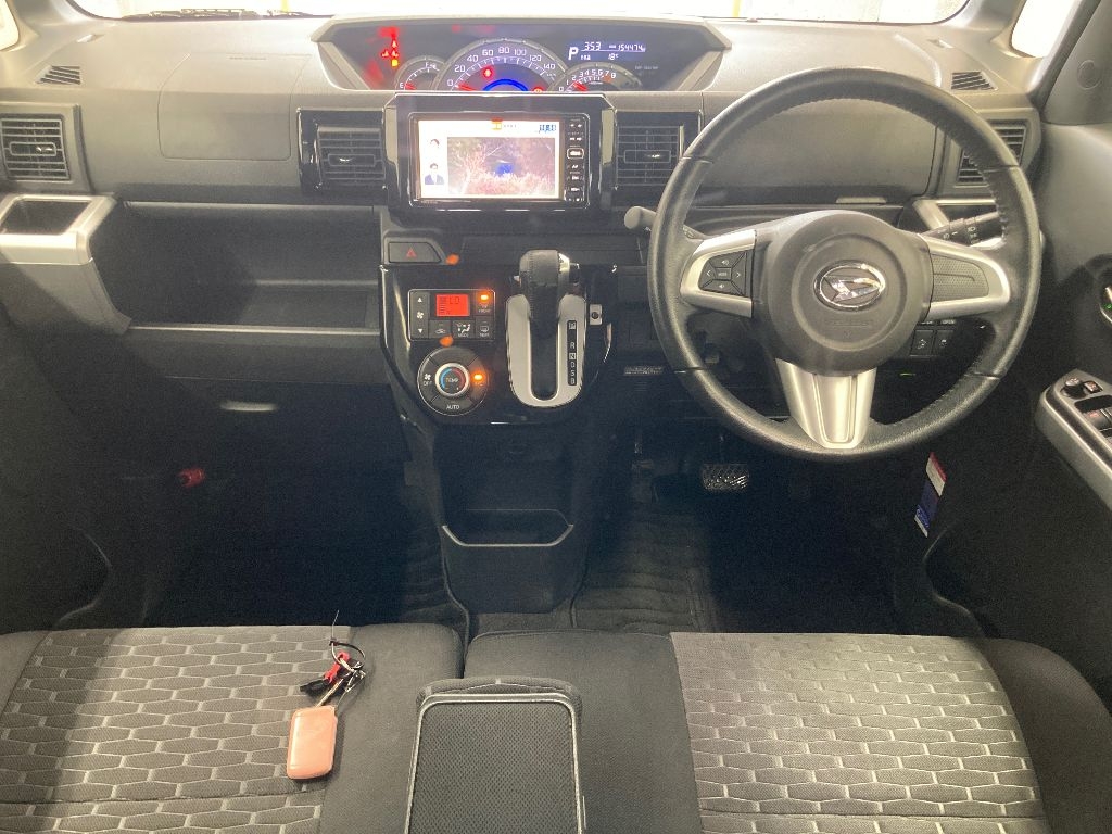 DAIHATSU WAKE