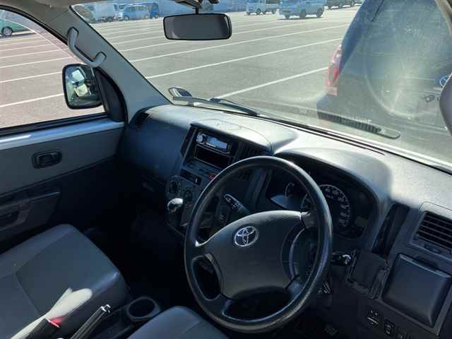 TOYOTA LITE ACE