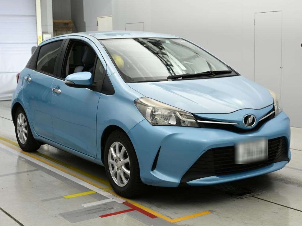 TOYOTA VITZ