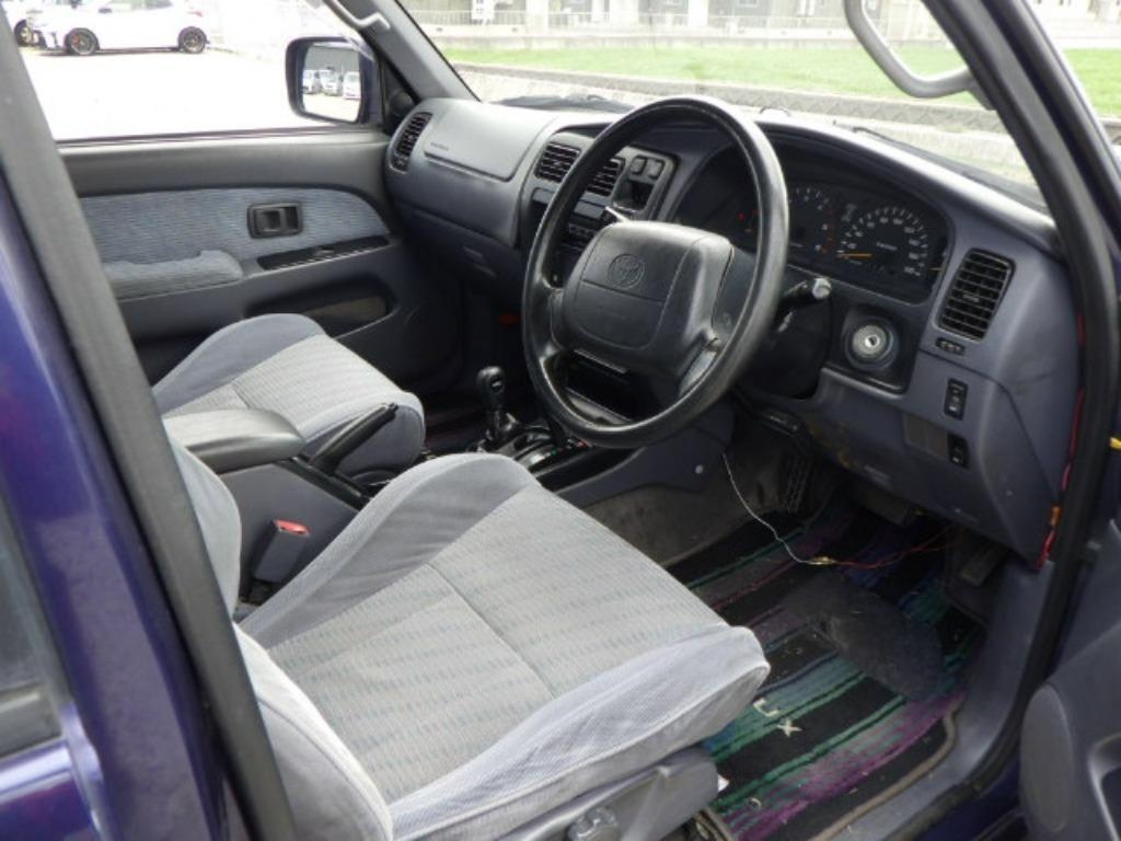 TOYOTA HILUX SURF