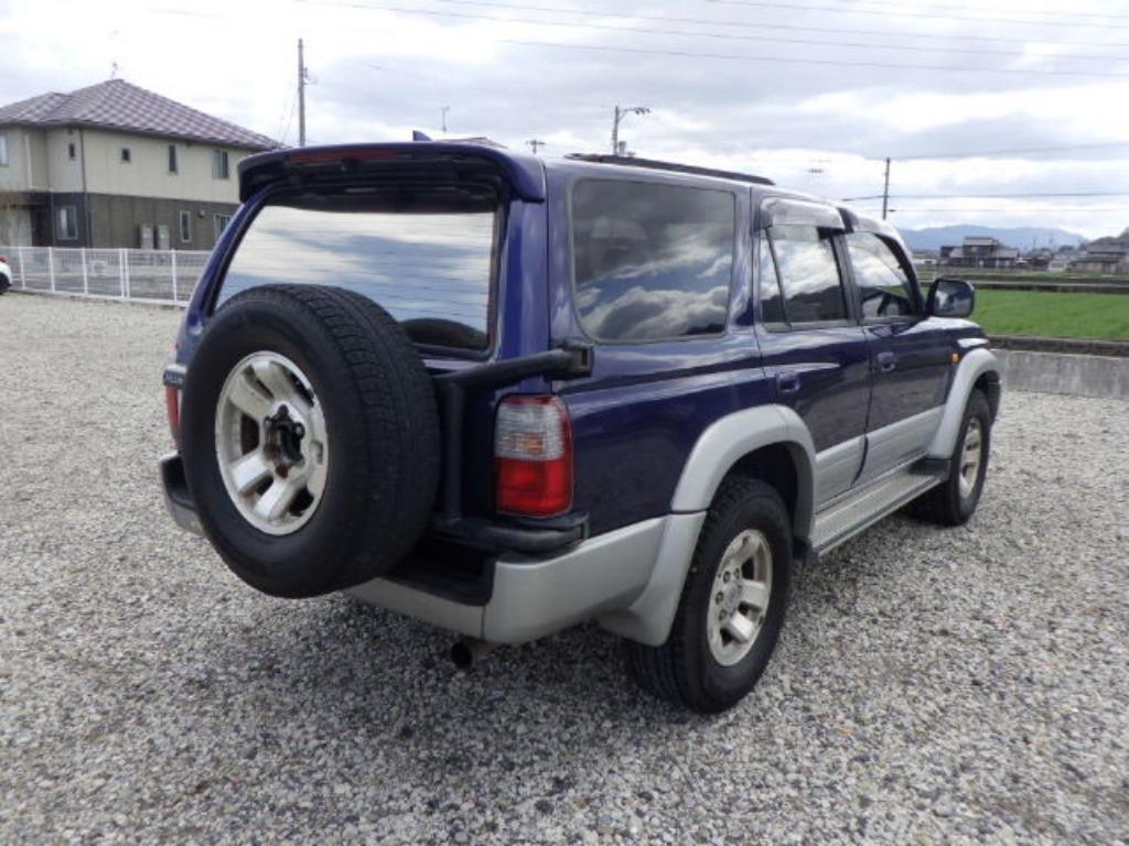 TOYOTA HILUX SURF