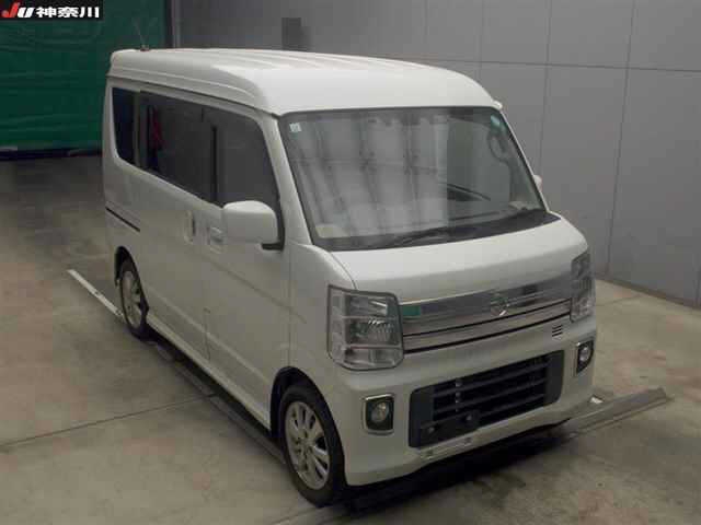 NISSAN NV100 CLIPPER