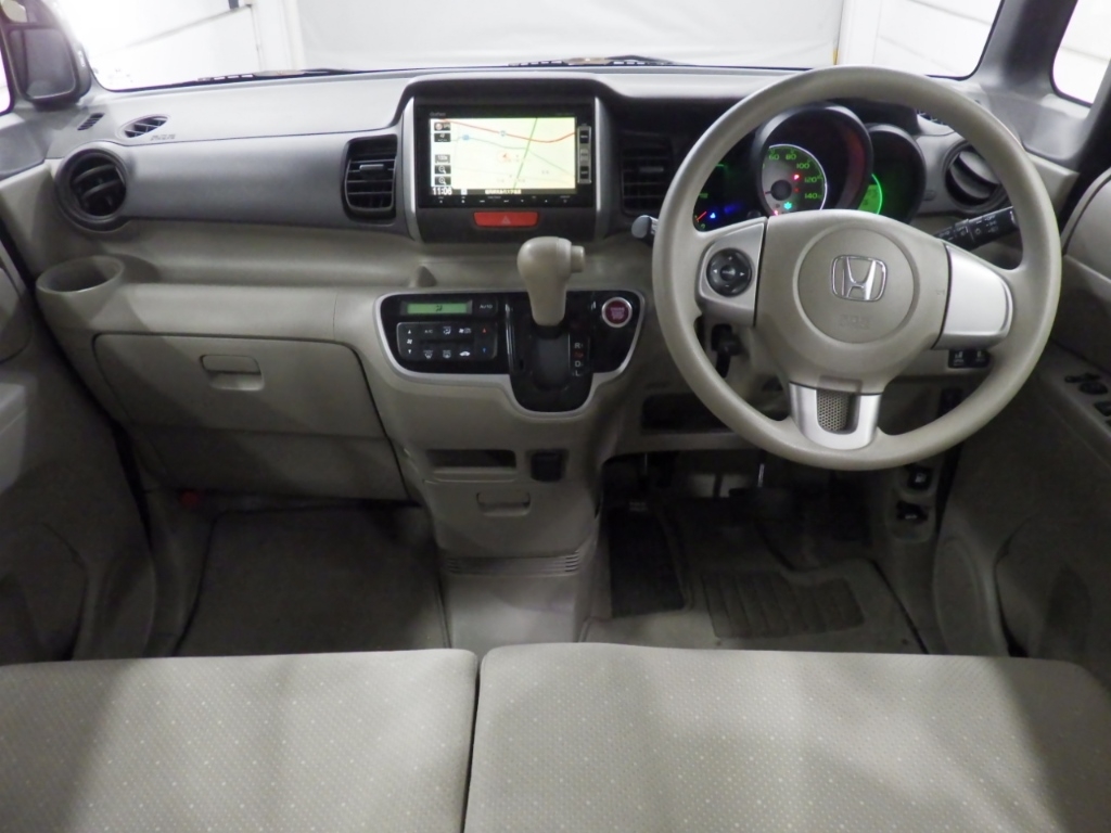 HONDA N-BOX