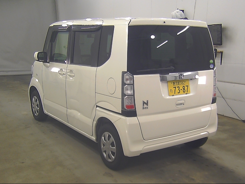 HONDA N-BOX