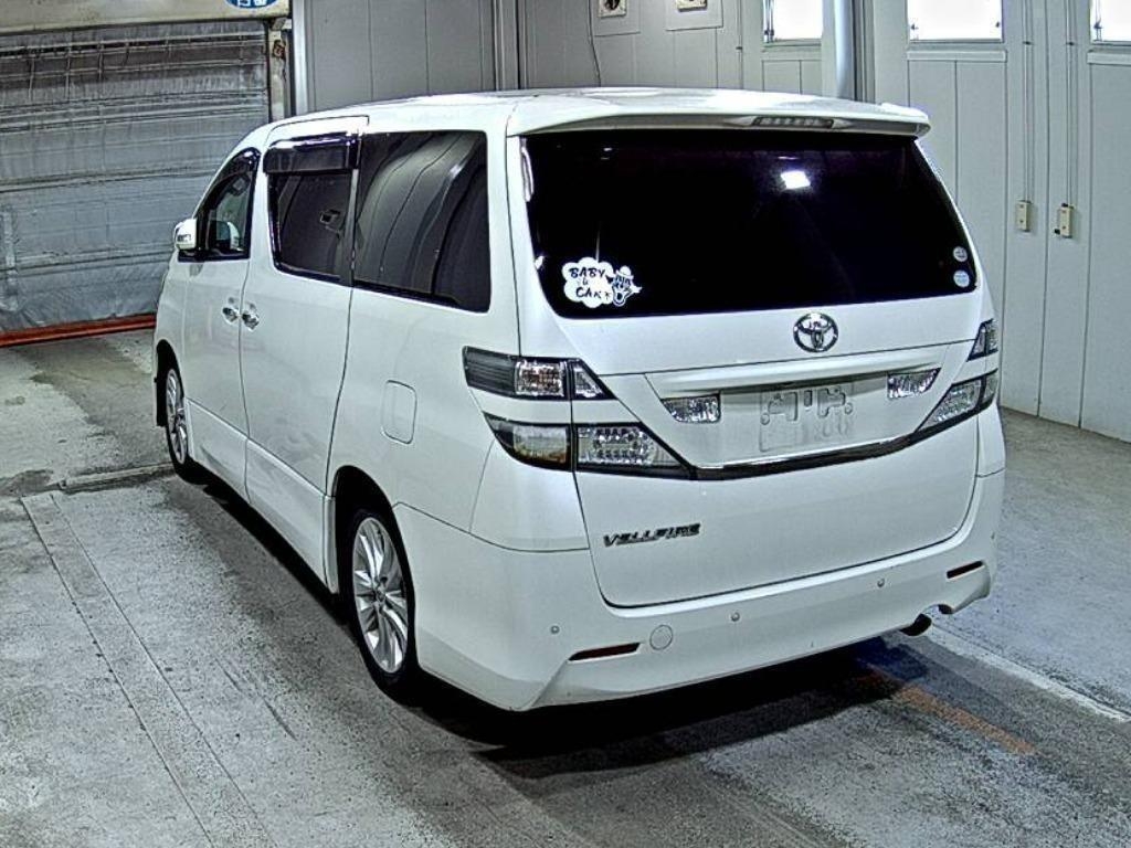 TOYOTA VELLFIRE