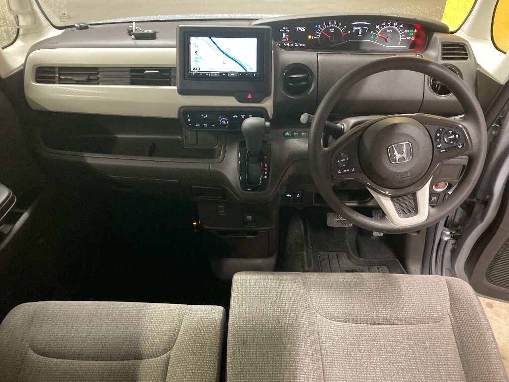 HONDA N-BOX