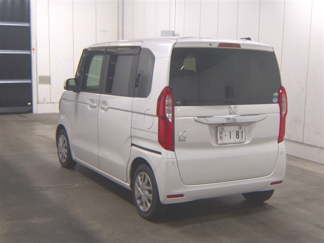 HONDA N-BOX