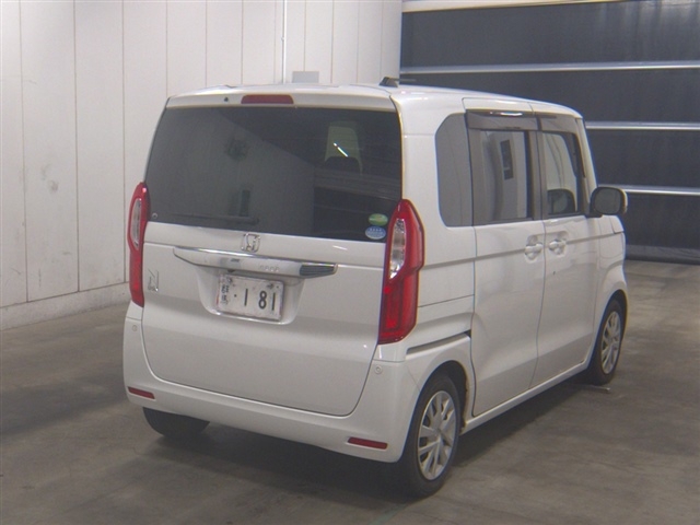 HONDA N-BOX