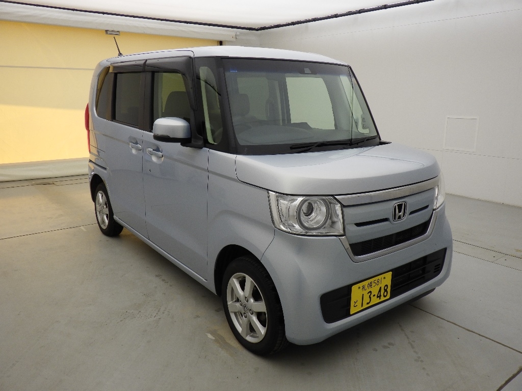 HONDA N-BOX
