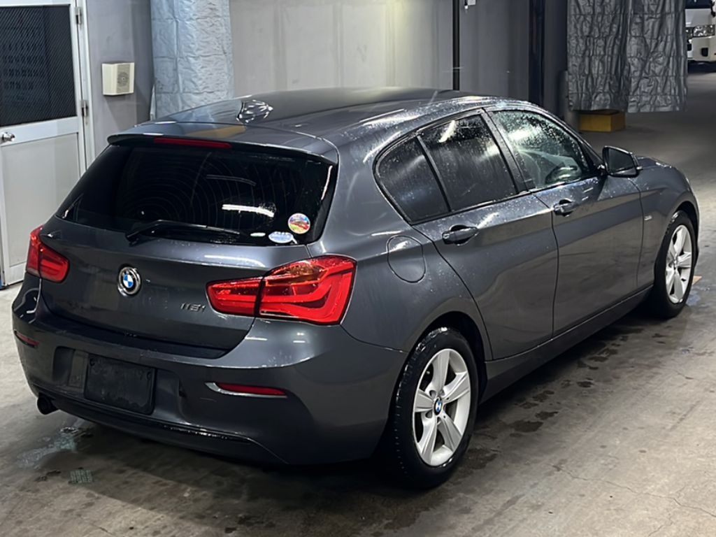 BMW 1-SERIES