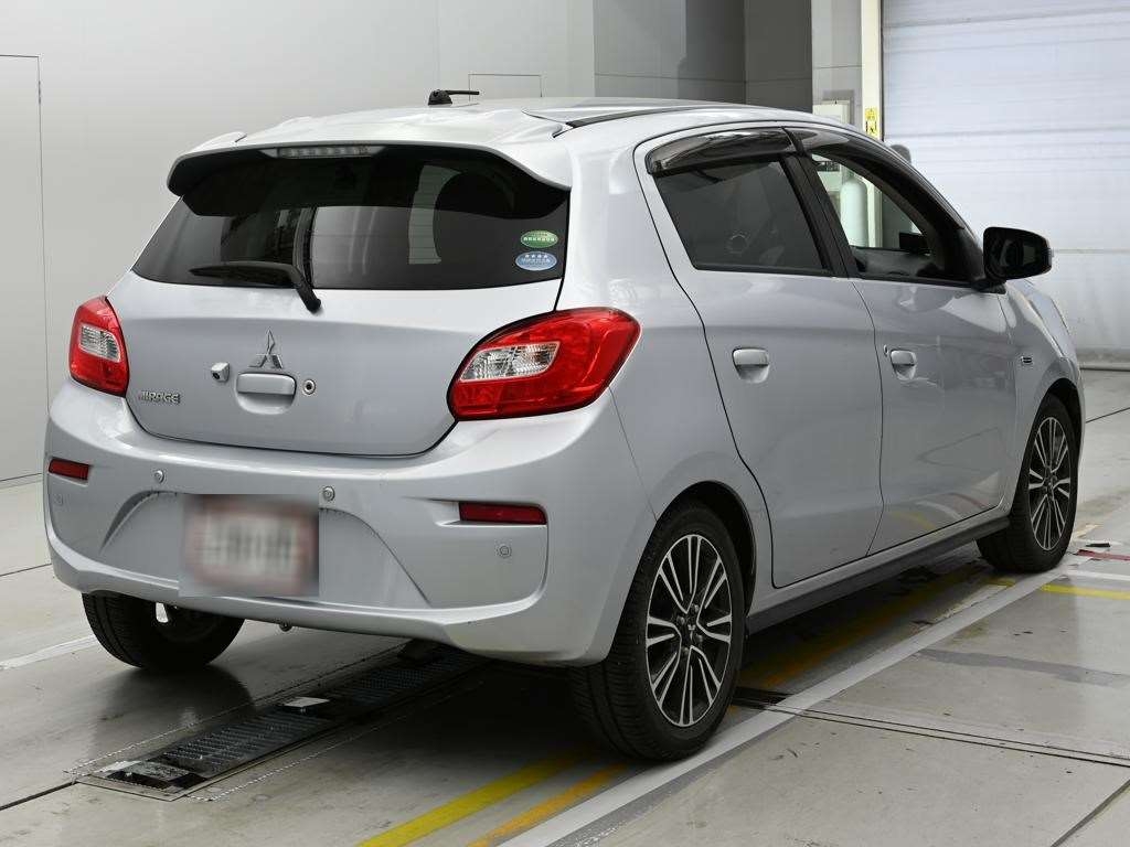 MITSUBISHI MIRAGE