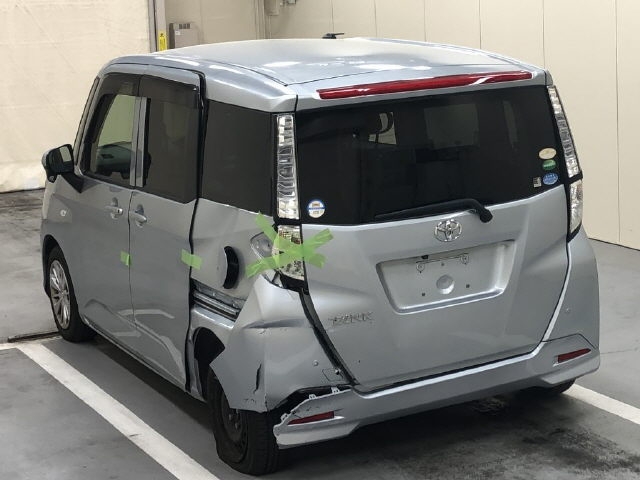 TOYOTA TANK