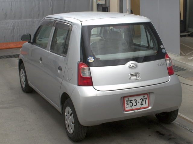 DAIHATSU ESSE