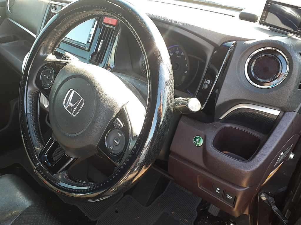 HONDA N-WGN