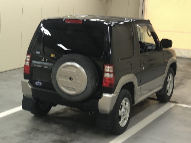 MITSUBISHI PAJERO MINI