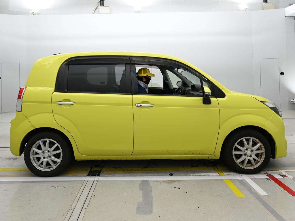 TOYOTA SPADE