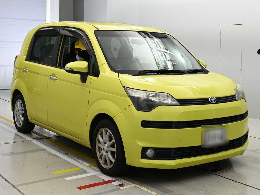 TOYOTA SPADE