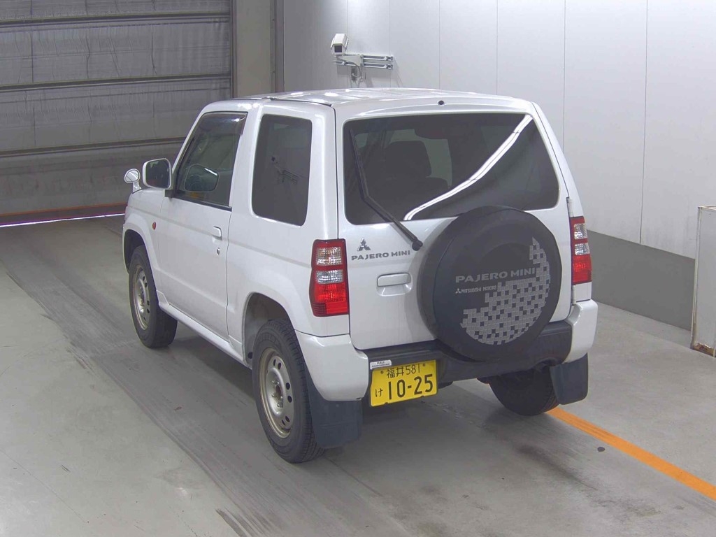 MITSUBISHI PAJERO MINI