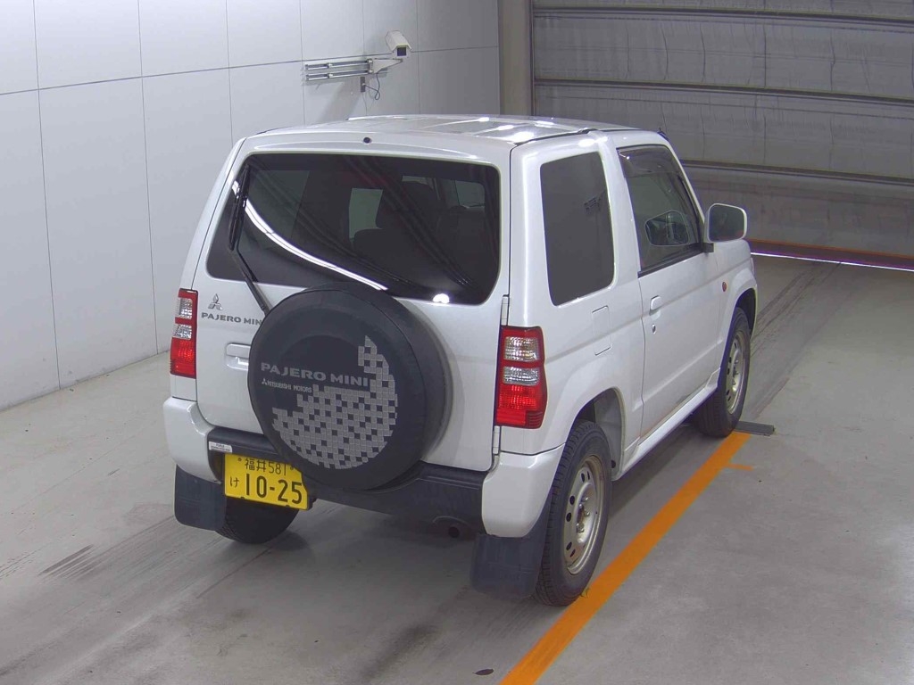 MITSUBISHI PAJERO MINI