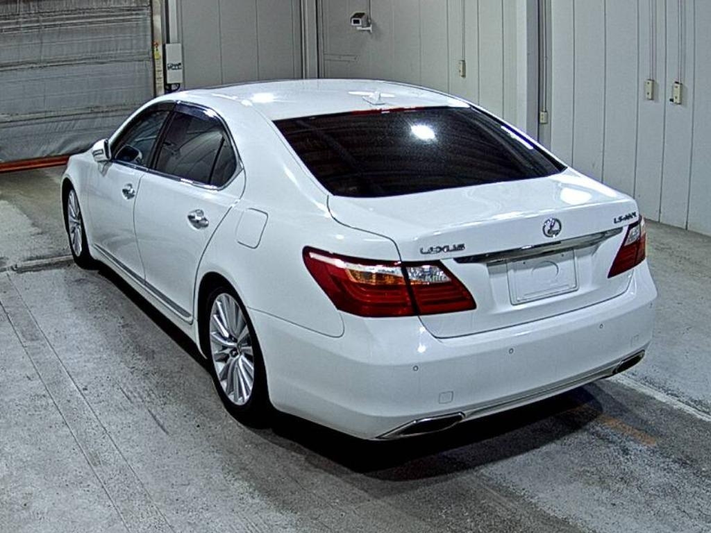 LEXUS LS460L