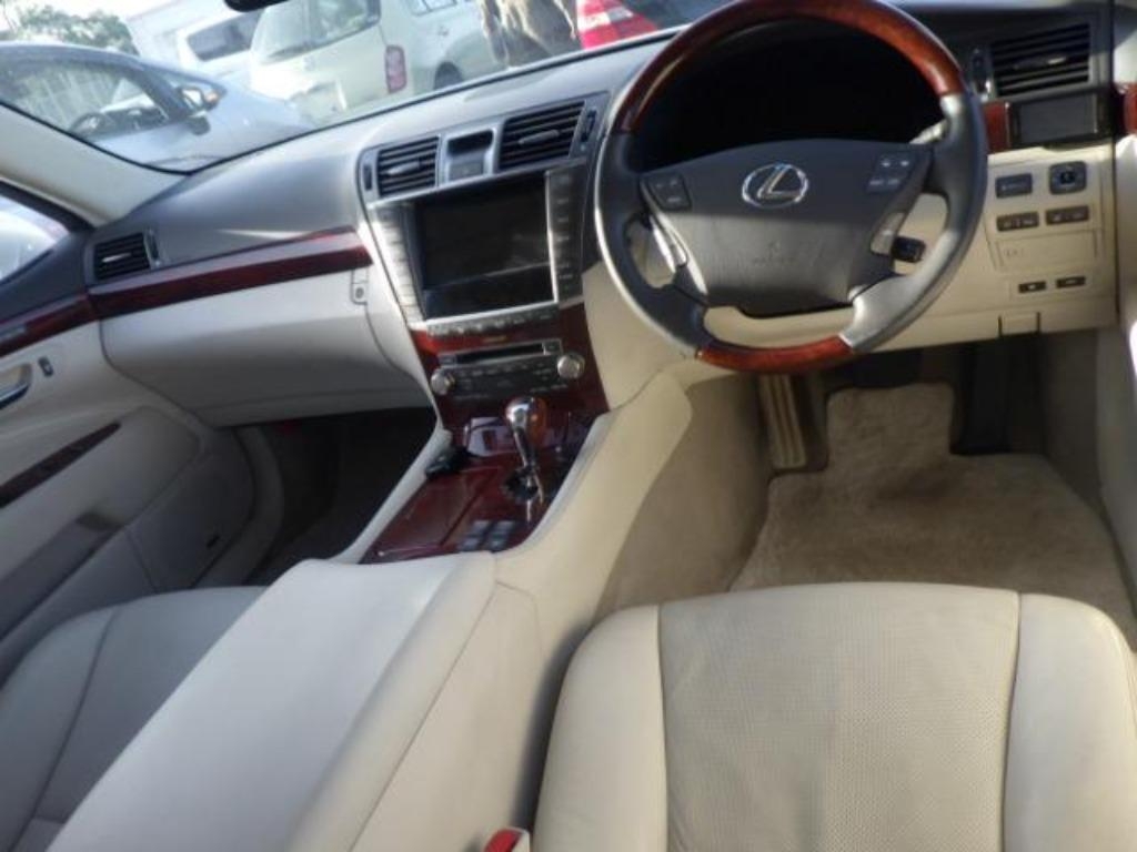 LEXUS LS460L