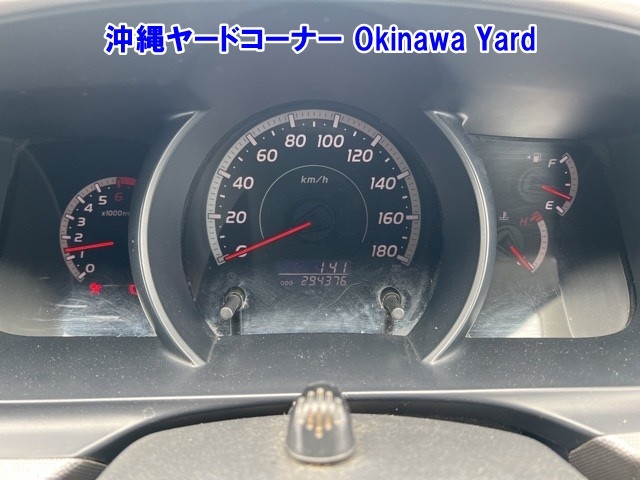 TOYOTA REGIUS ACE